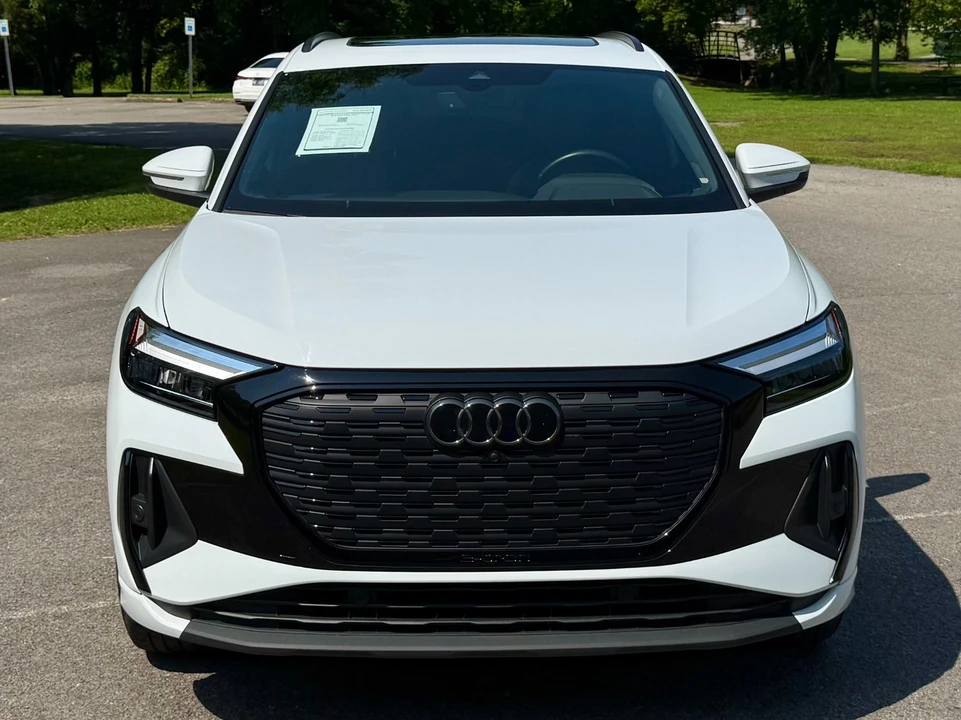 2024 Audi Q4 e-tron - Image 5 of 12