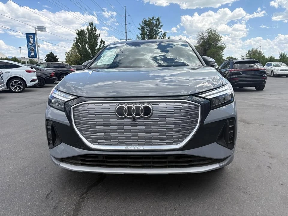 2024 Audi Q4 e-tron - Image 2 of 19