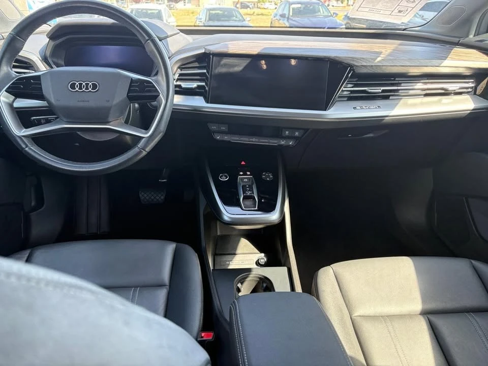 2024 Audi Q4 e-tron - Image 10 of 19