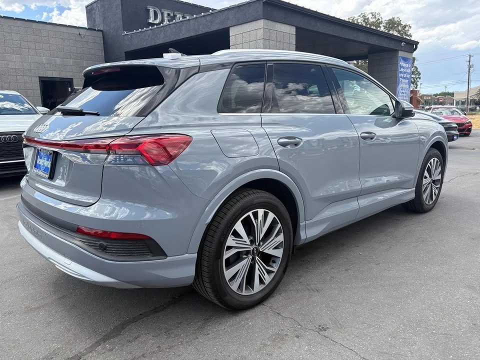 2024 Audi Q4 e-tron - Image 5 of 19