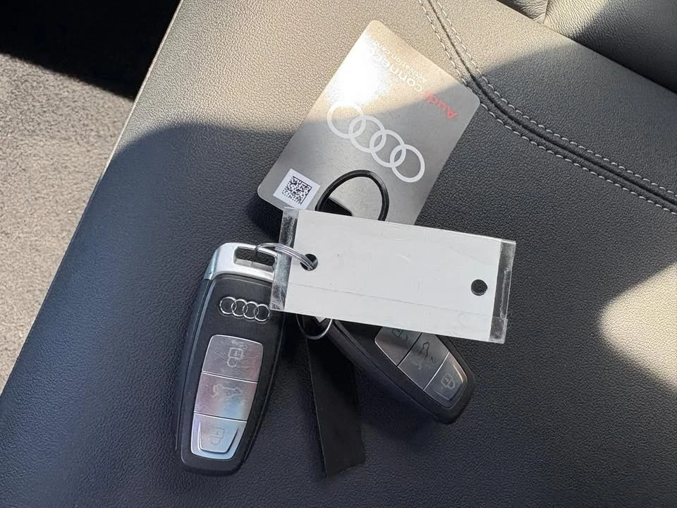 2024 Audi Q4 e-tron - Image 11 of 19
