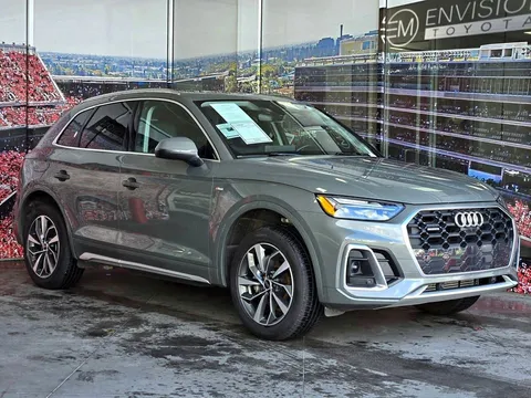 2024 Audi Q5 45 S line Premium Plus