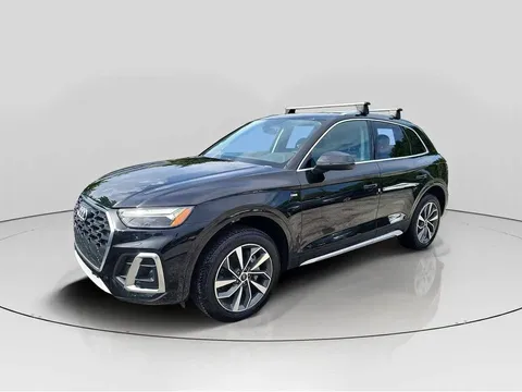 2024 Audi Q5 45 TFSI Premium Sport Utility 4D
