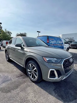 2024 Audi Q5 45 TFSI S line Premium Sport Utility 4D