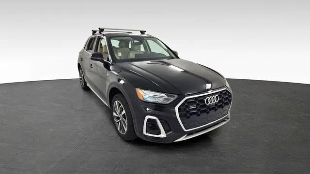2024 Audi Q5 S line Premium Plus
