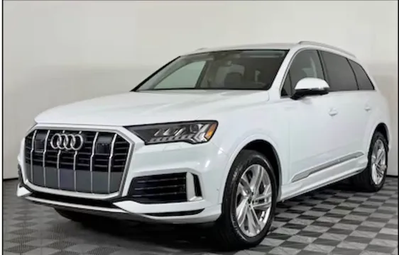 2024 Audi Q7 Premium Plus