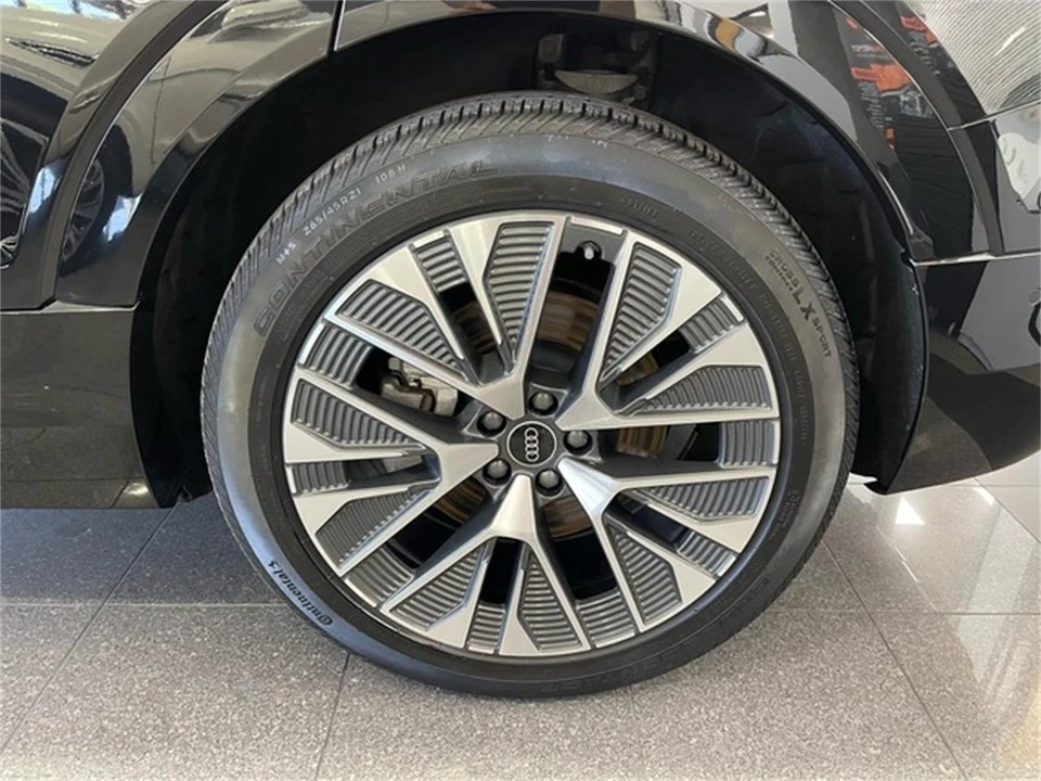 2024 Audi Q8 e-tron - Image 21 of 31