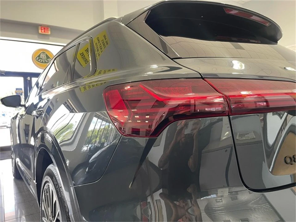 2024 Audi Q8 e-tron - Image 15 of 31