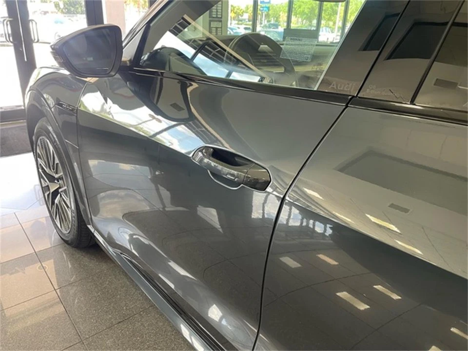 2024 Audi Q8 e-tron - Image 13 of 31