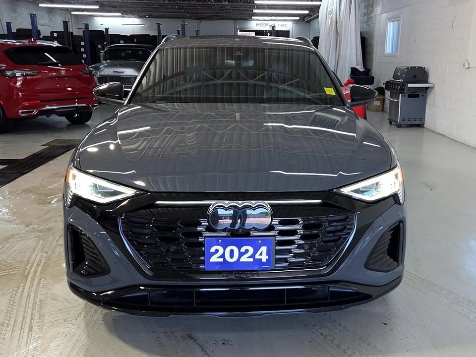 2024 Audi Q8 e-tron - Image 8 of 12