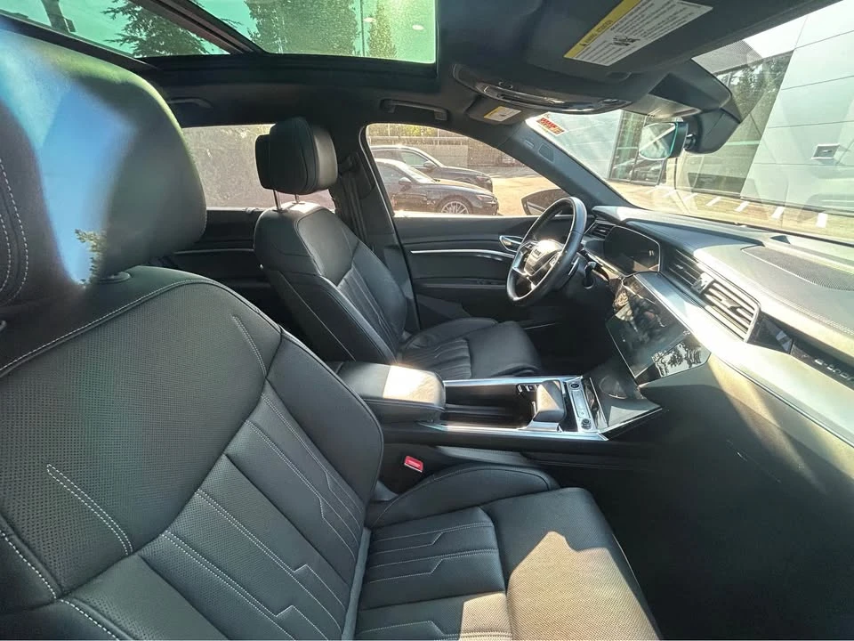 2024 Audi Q8 e-tron - Image 5 of 6