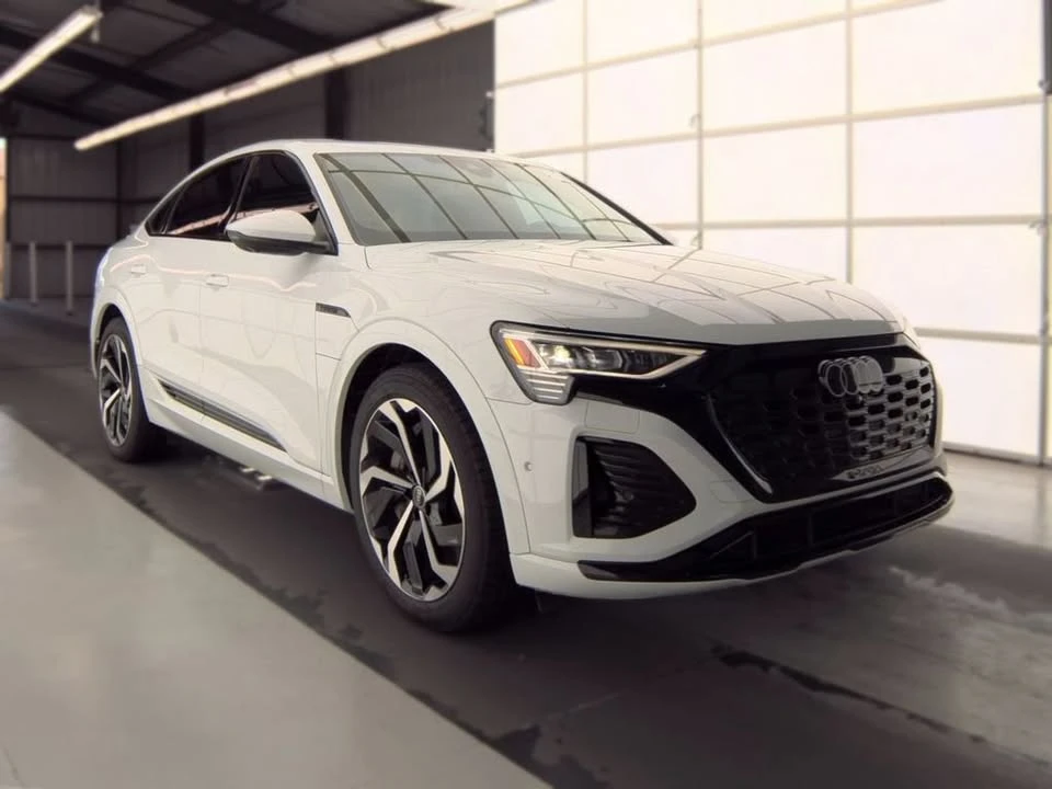 2024 Audi Q8 e-tron - Image 7 of 12