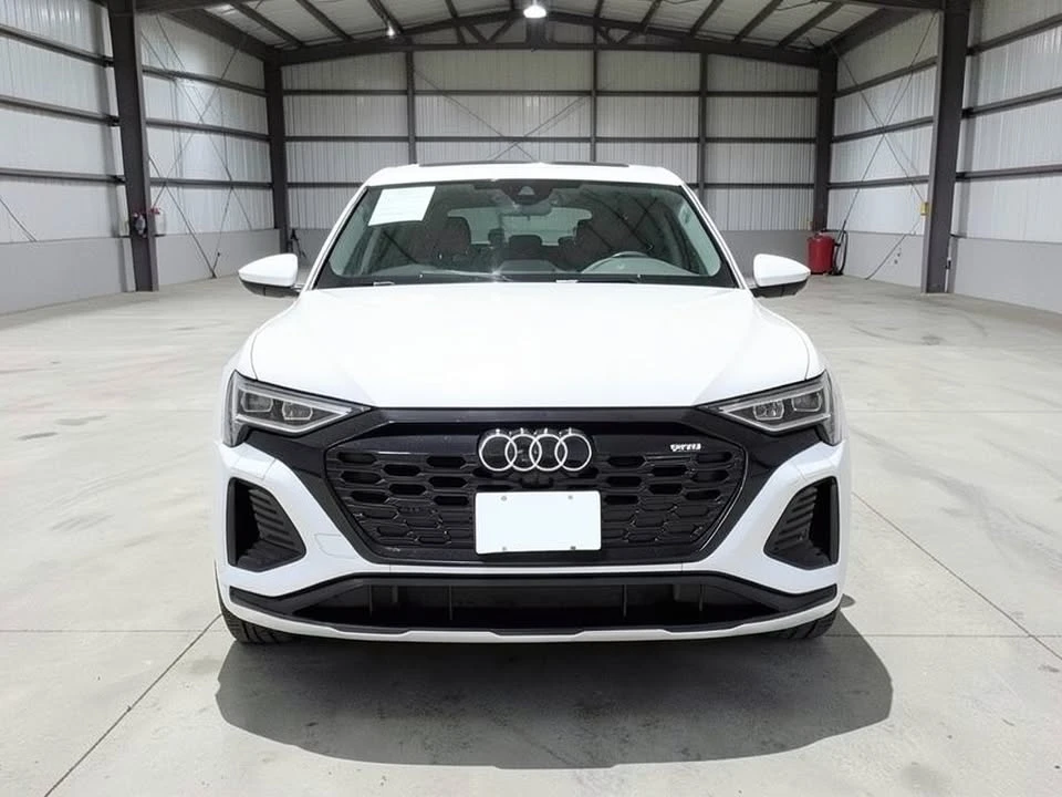 2024 Audi Q8 e-tron - Image 2 of 14