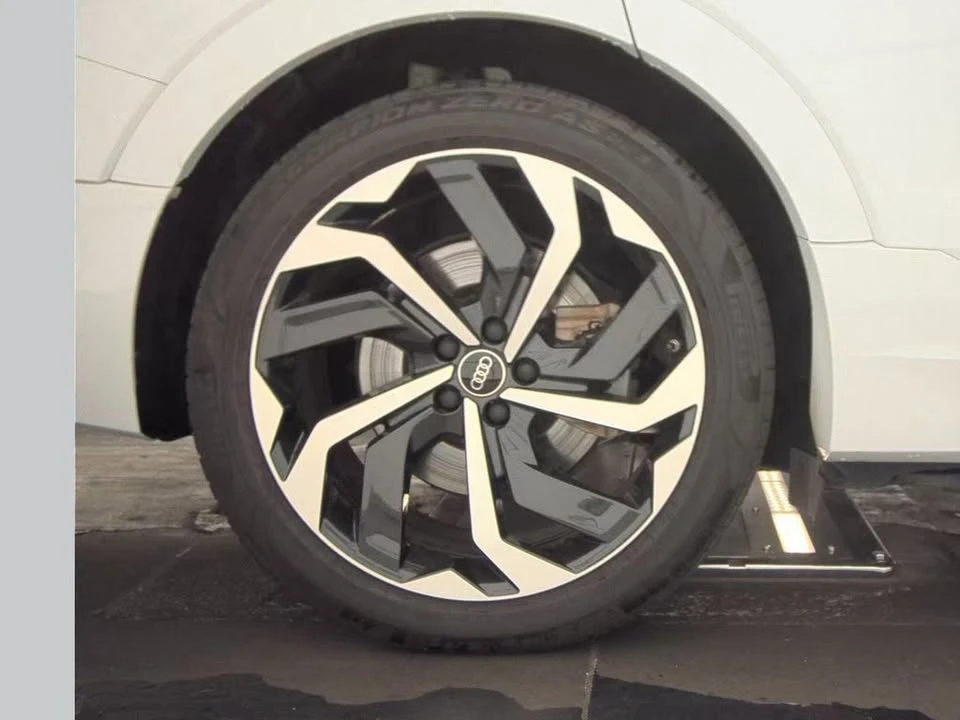 2024 Audi Q8 - Image 11 of 12