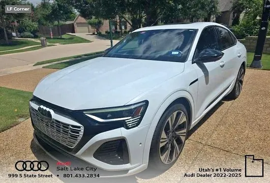 2024 Audi Q8 Sportback e-tron Prestige S line