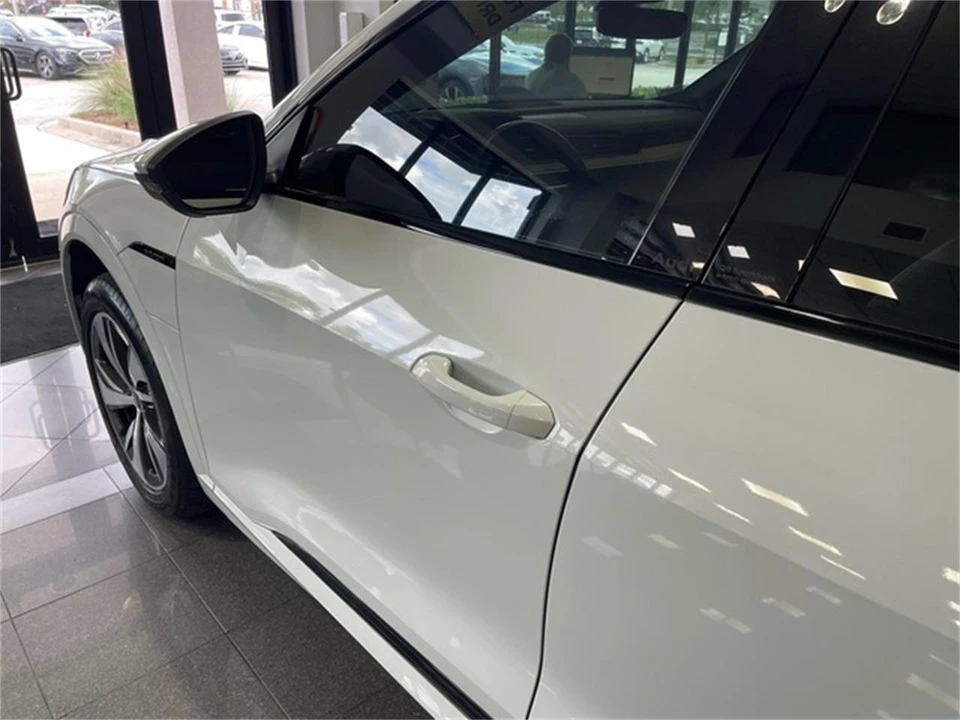 2024 Audi Q8 - Image 13 of 31