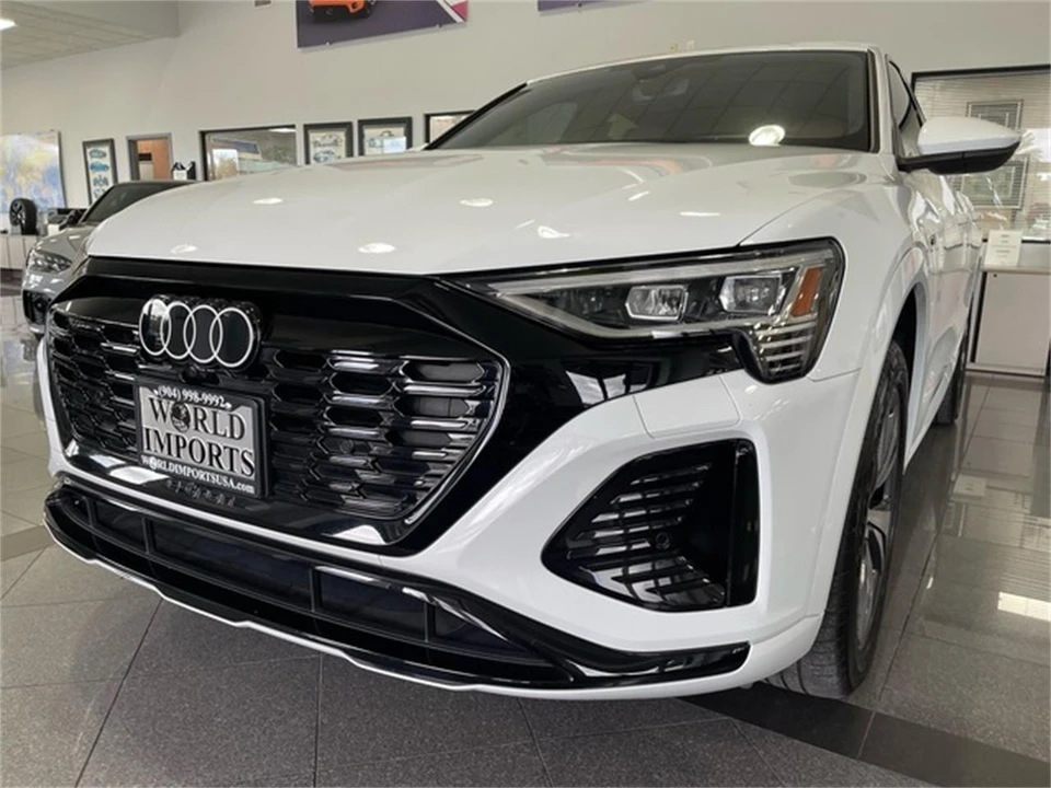 2024 Audi Q8 - Image 11 of 31