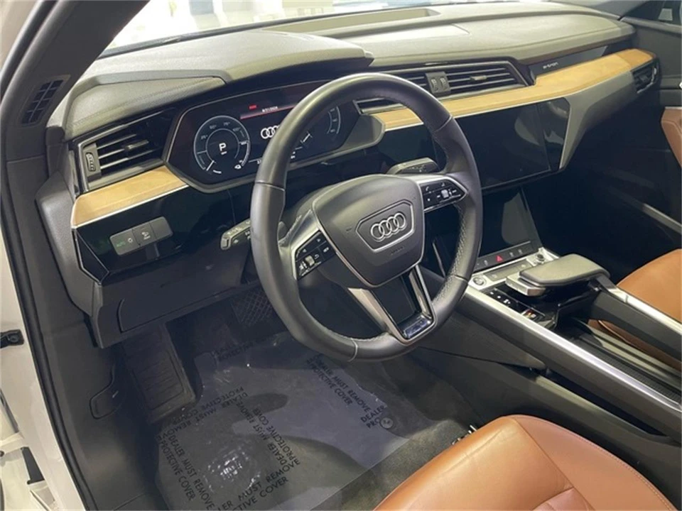 2024 Audi Q8 - Image 24 of 31