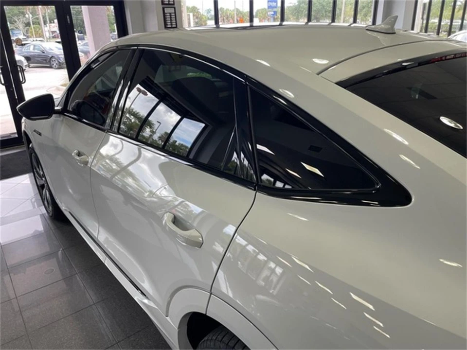 2024 Audi Q8 - Image 14 of 31