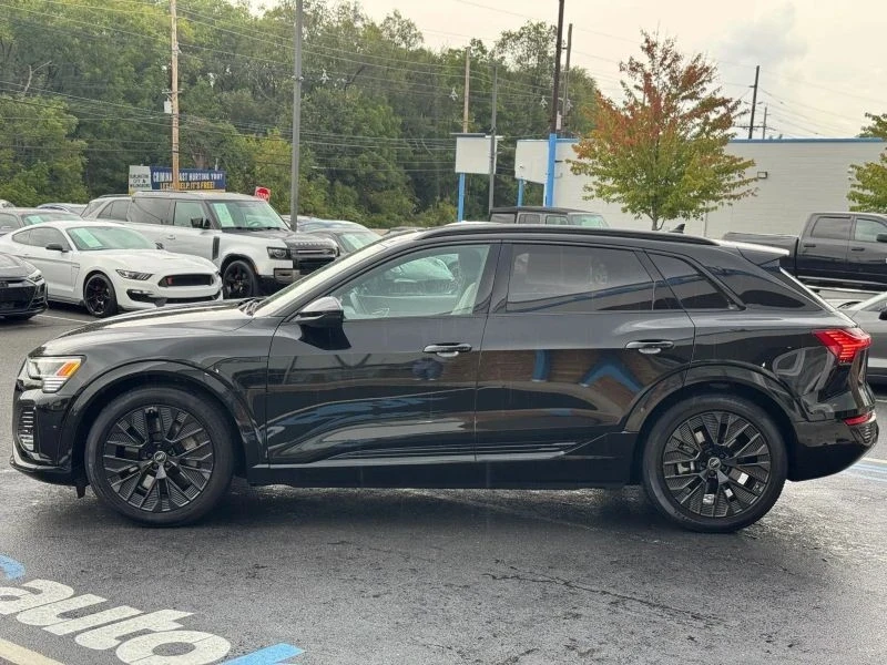 2024 Audi Q8 e-tron - Image 11 of 12