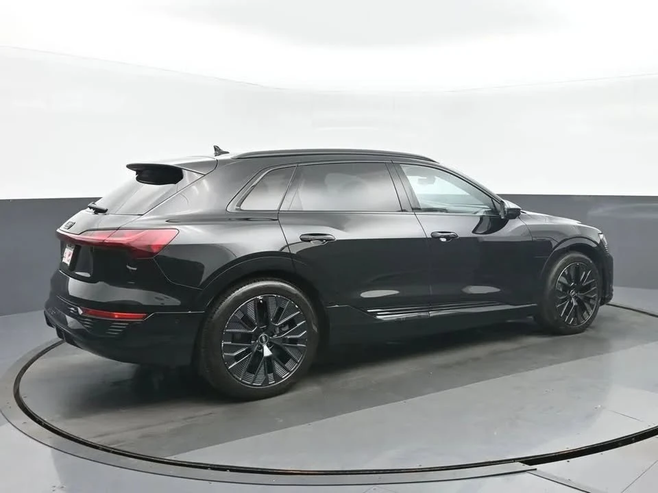 2024 Audi Q8 e-tron - Image 3 of 16