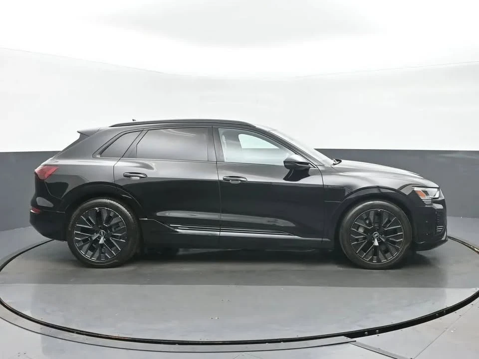 2024 Audi Q8 e-tron - Image 2 of 16