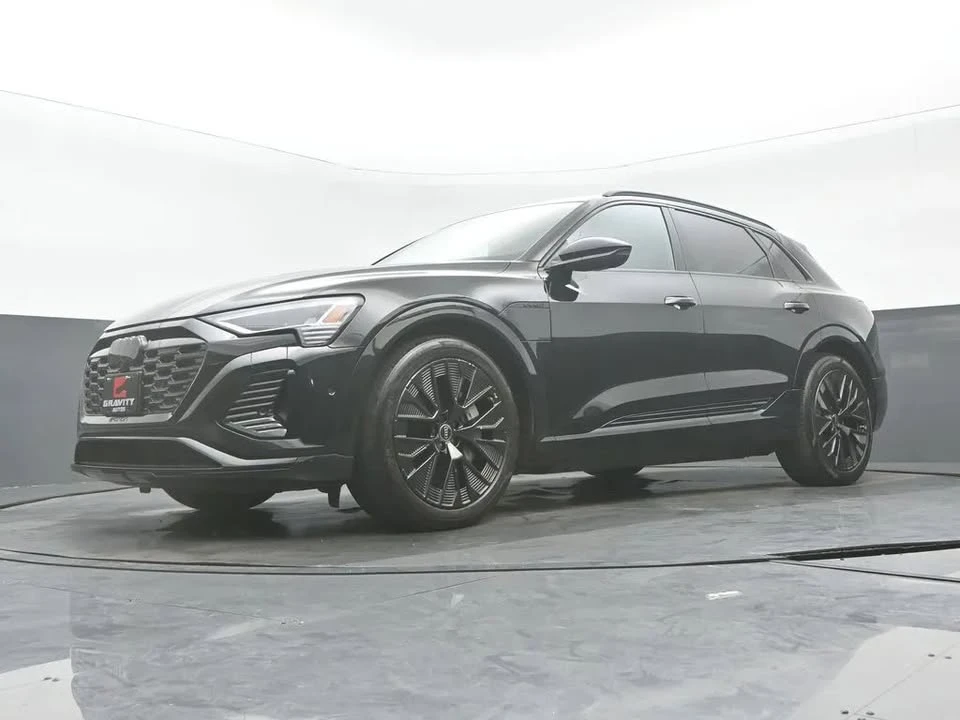2024 Audi Q8 e-tron - Image 10 of 16