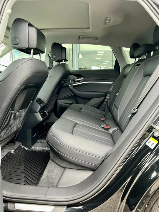 2024 Audi Q8 e-tron - Image 16 of 20