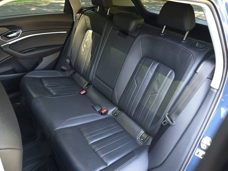 2024 Audi Q8 e-tron - Image 16 of 20