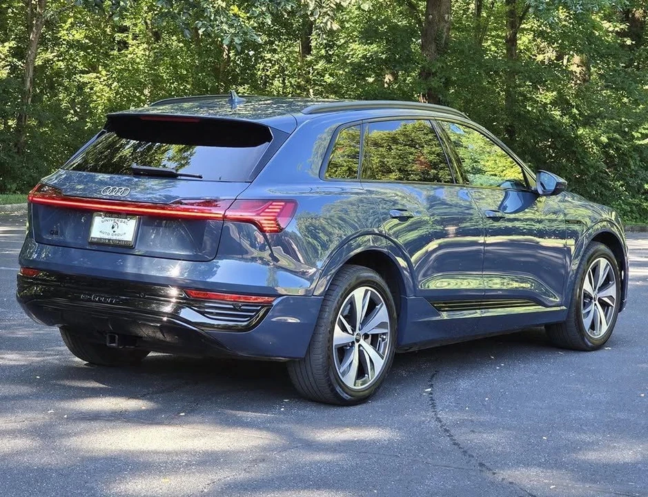 2024 Audi Q8 e-tron - Image 6 of 20