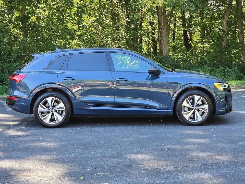 2024 Audi Q8 e-tron - Image 7 of 20