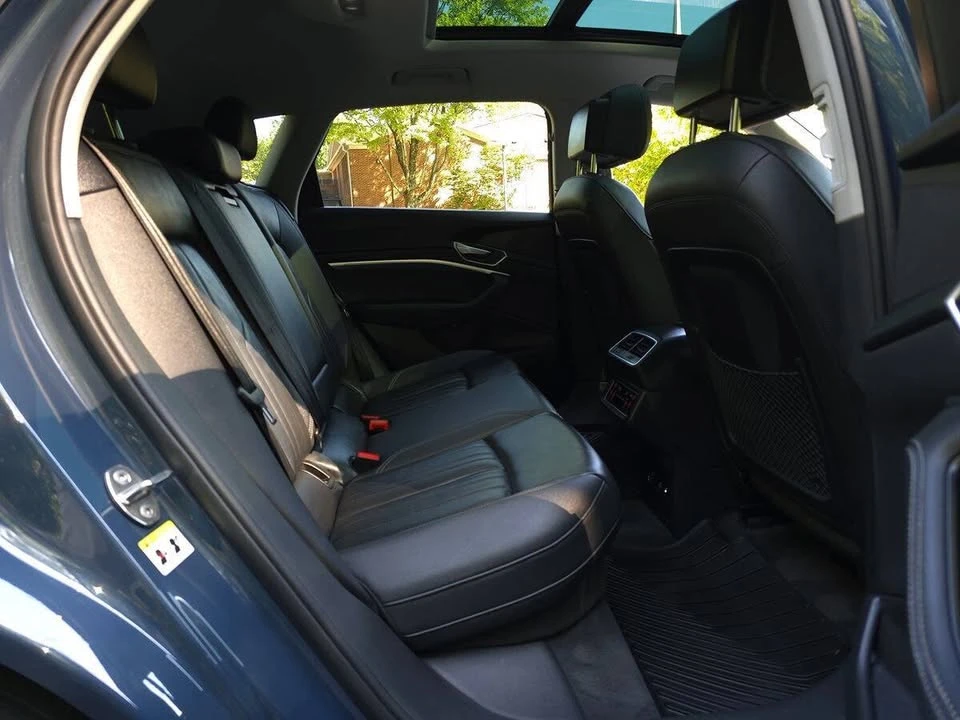 2024 Audi Q8 e-tron - Image 18 of 20