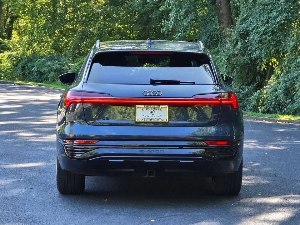 2024 Audi Q8 e-tron - Image 5 of 20