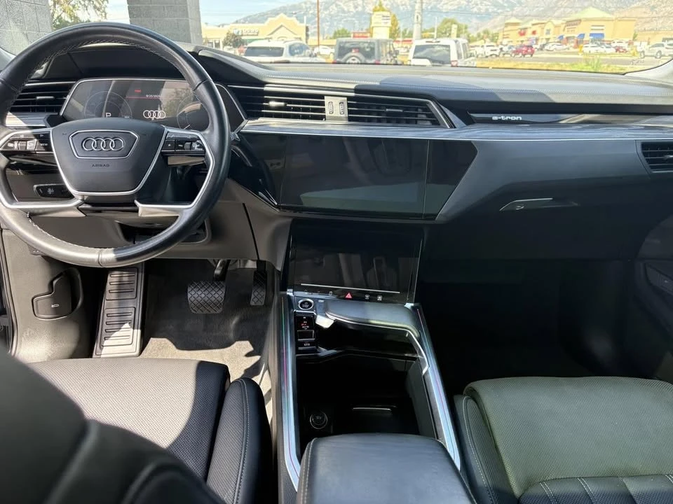 2024 Audi Q8 e-tron - Image 14 of 19
