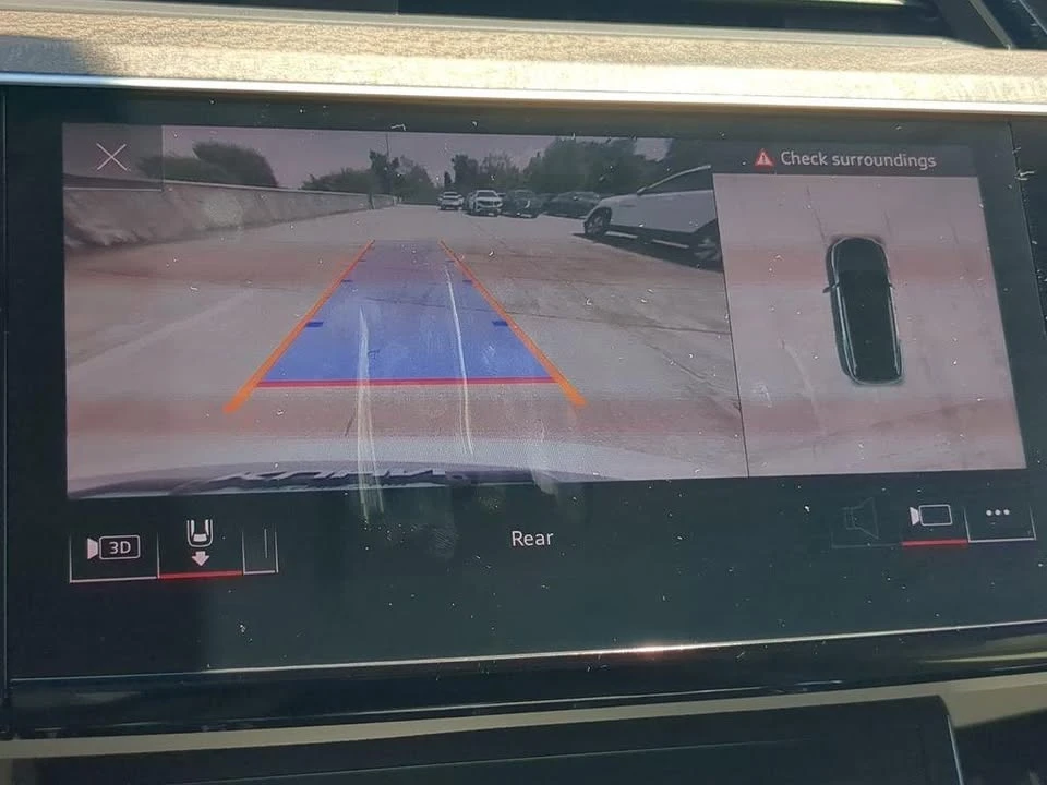 2024 Audi Q8 e-tron - Image 17 of 20