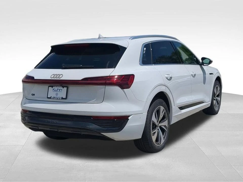 2024 Audi Q8 e-tron - Image 3 of 20
