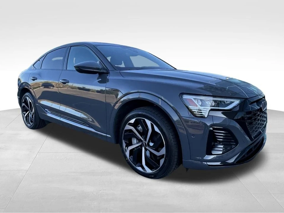 2024 Audi Q8 e-tron - Image 2 of 12