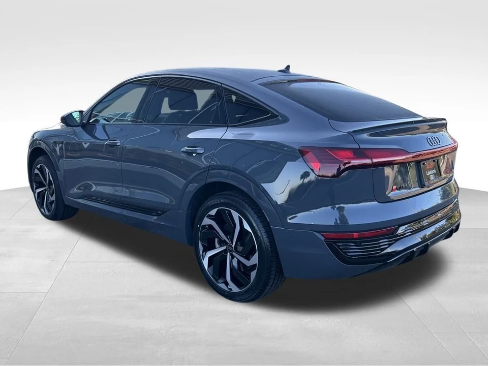 2024 Audi Q8 e-tron - Image 6 of 12