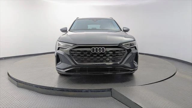 2024 Audi Q8 e-tron - Image 11 of 20
