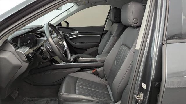 2024 Audi Q8 e-tron - Image 13 of 20