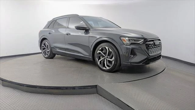 2024 Audi Q8 e-tron - Image 10 of 20
