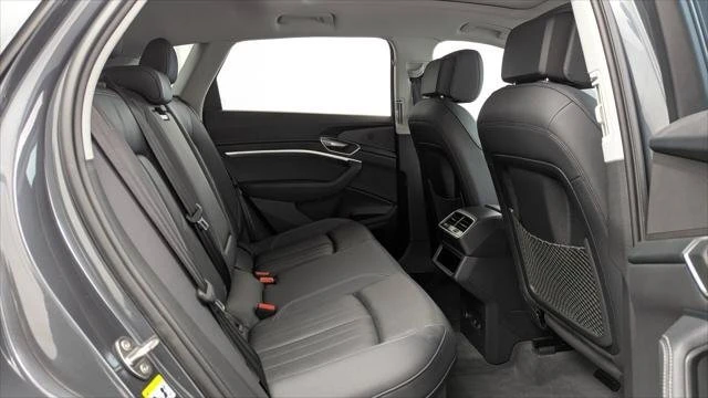 2024 Audi Q8 e-tron - Image 18 of 20