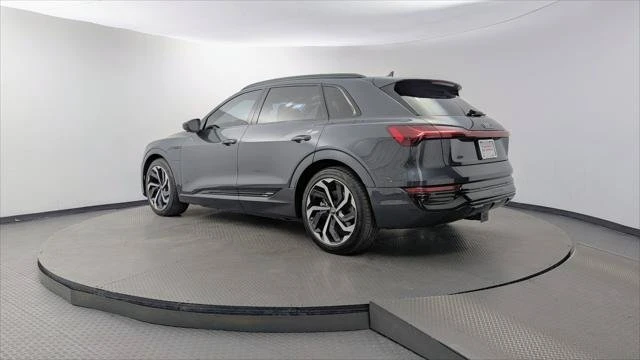 2024 Audi Q8 e-tron - Image 5 of 20