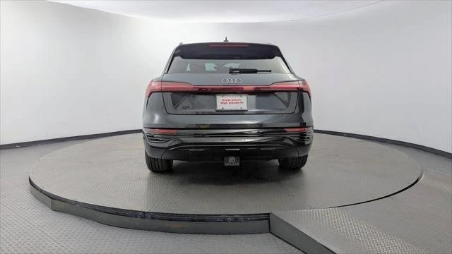 2024 Audi Q8 e-tron - Image 6 of 20