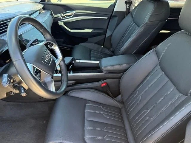 2024 Audi Q8 e-tron - Image 7 of 18