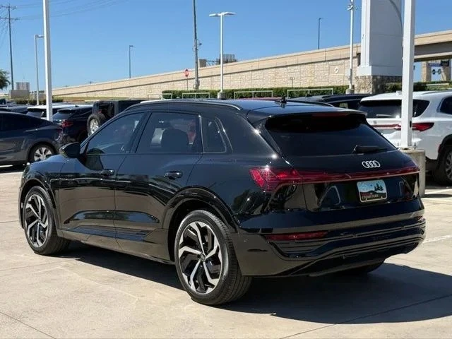 2024 Audi Q8 e-tron - Image 2 of 18