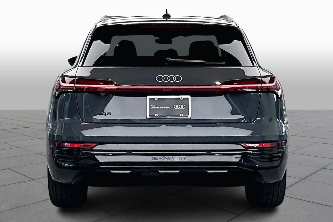 2024 Audi Q8 e-tron - Image 5 of 12