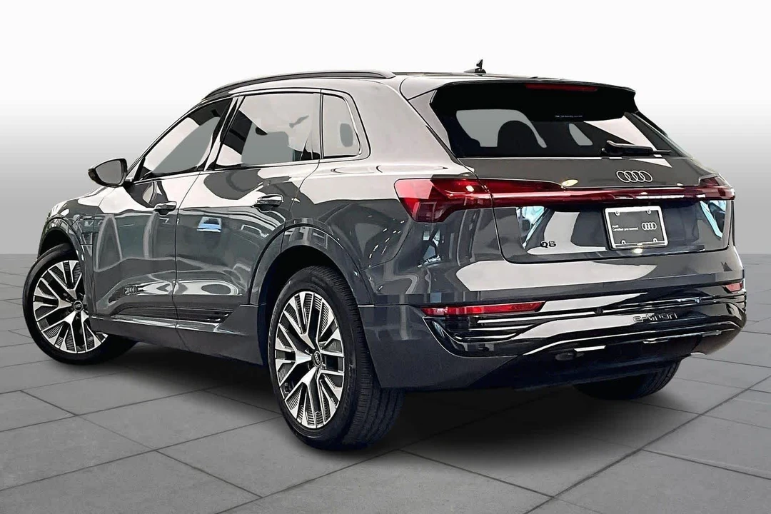 2024 Audi Q8 e-tron - Image 12 of 12