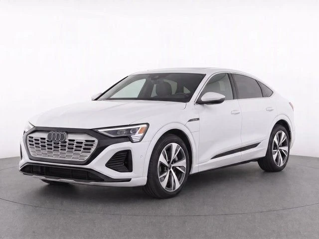 2024 Audi Q8 e-tron - Image 2 of 9