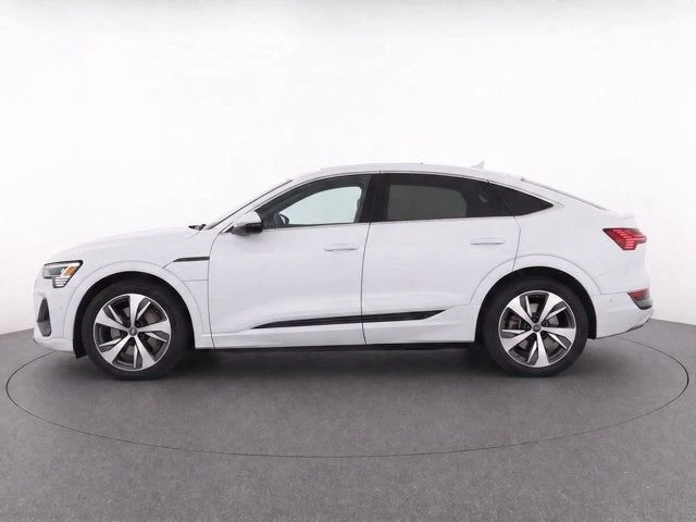 2024 Audi Q8 e-tron - Image 3 of 9